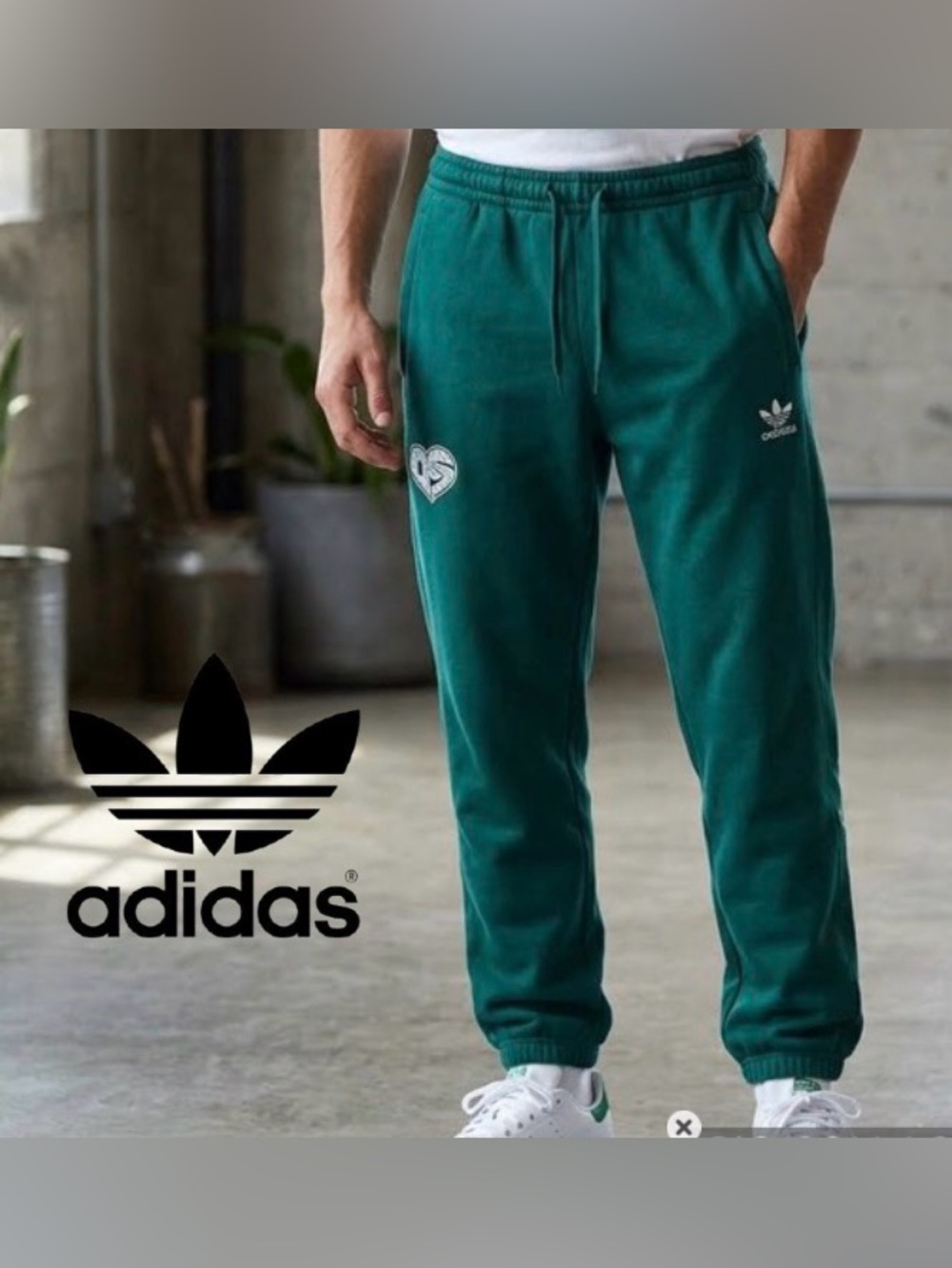 ❤️ Adidas Teal Green Joggers - Size S